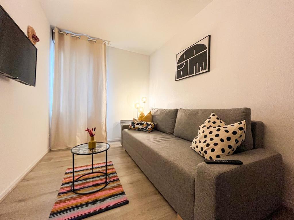 Suite Cobalt Villeurbanne Exterior photo